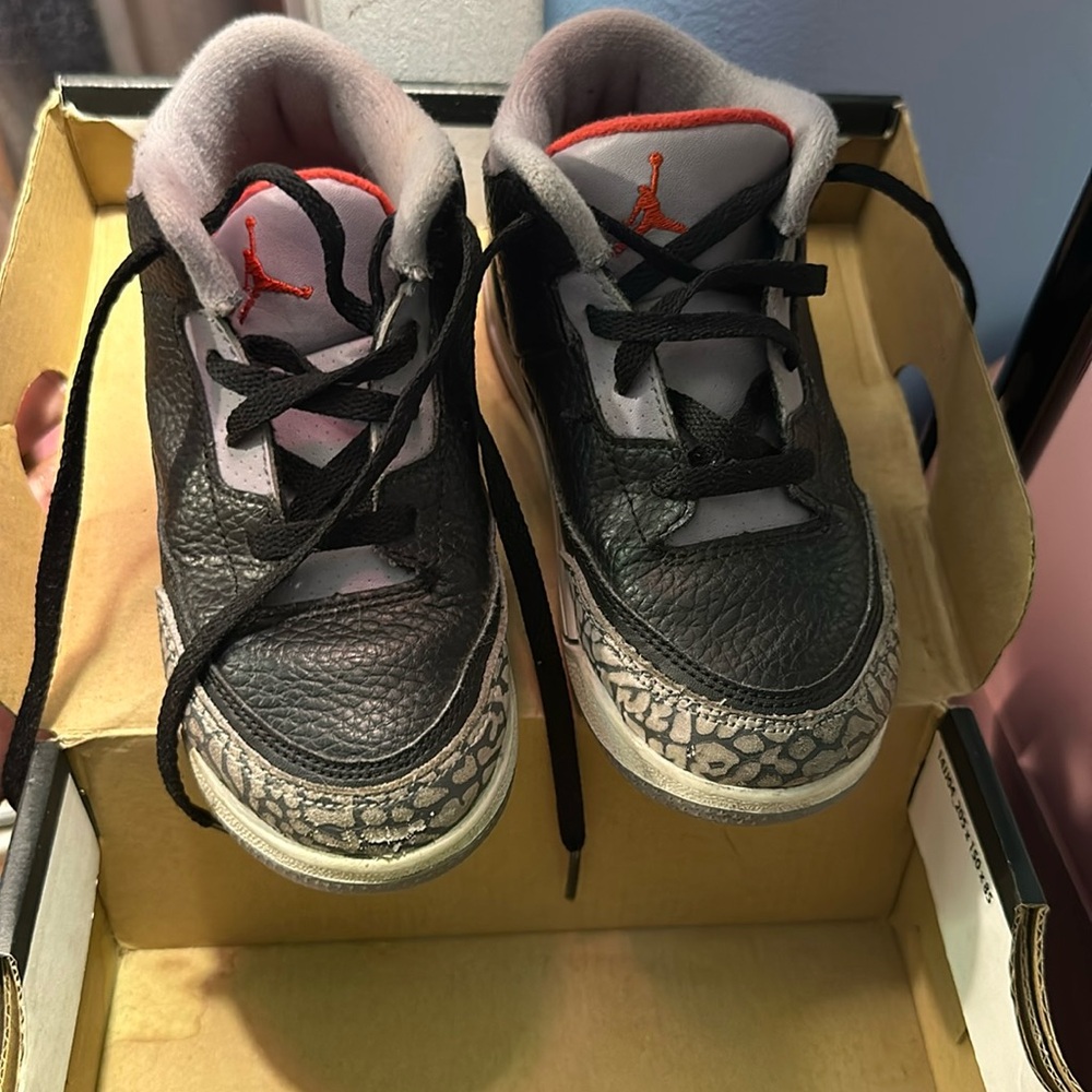 Kids Jordan 3s